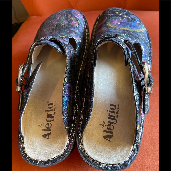 Alegria Woman’s Clogs - Picture 3 of 7